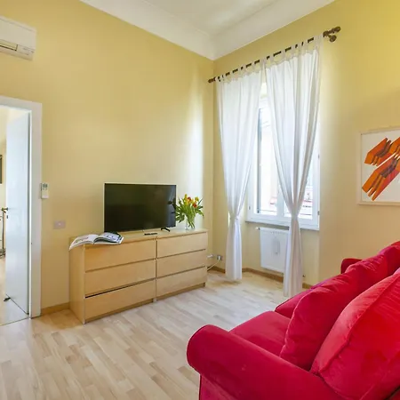 Via Porcari Apartment Rome