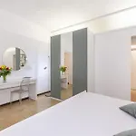 Via Porcari Apartment Rome