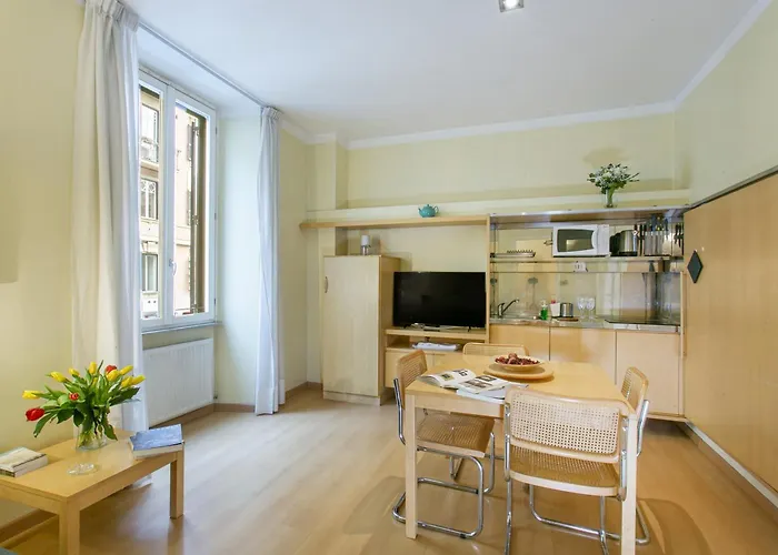 Via Porcari アパート