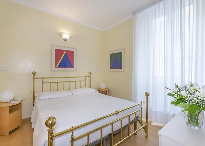 Via Porcari アパート *